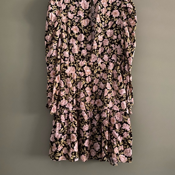 NWT Botanical Floral Cinched Dress XS - Picture 7 of 7